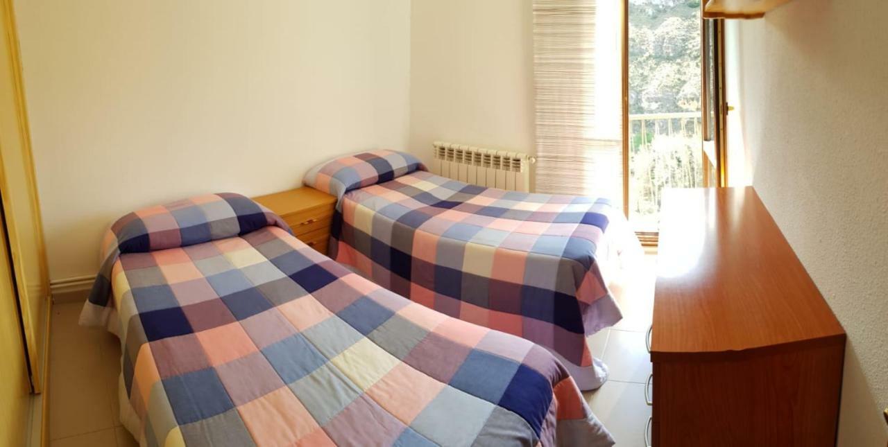 Casa Rural Casco Antiguo Nuévalos Eksteriør billede